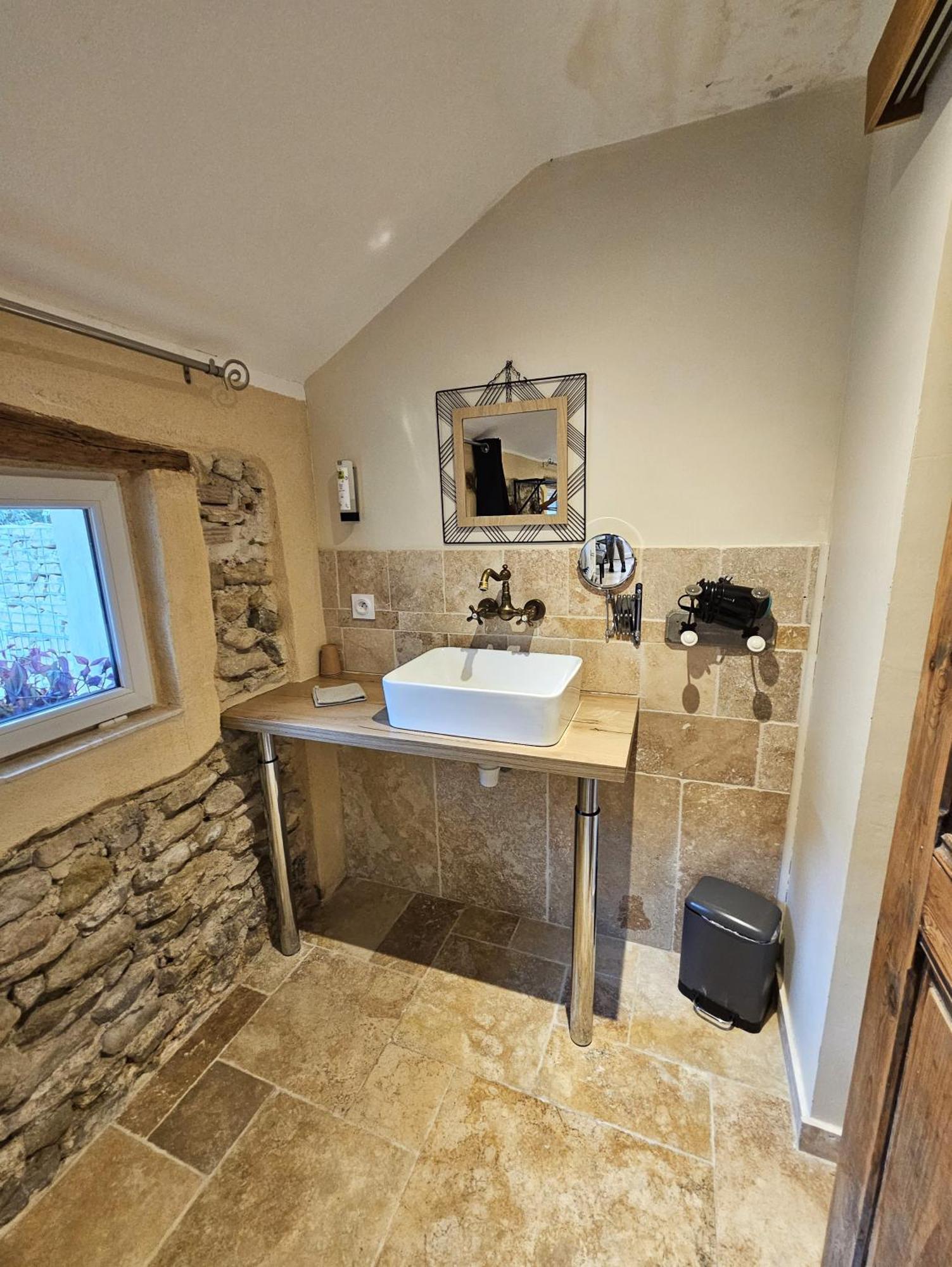 La Fontaine De Rocoule Hotell Rochefort-en-Valdaine Eksteriør bilde